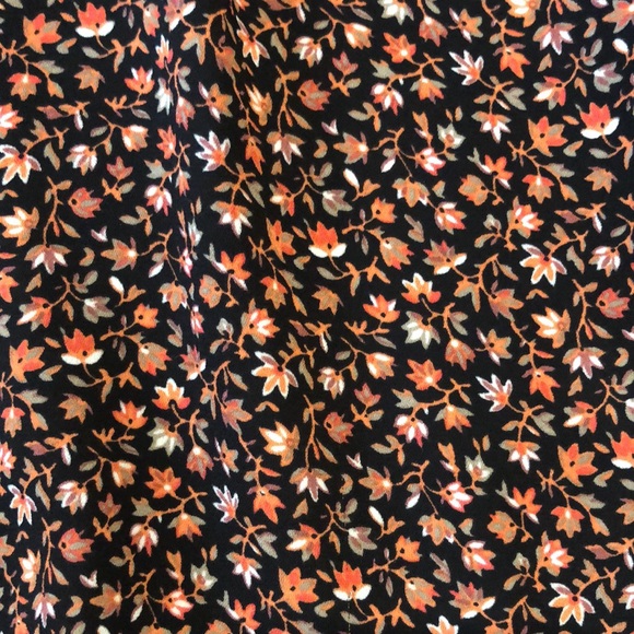 Mini Print Button-Up Blouse with Ruffle Sleeve Detail - Picture 2 of 3